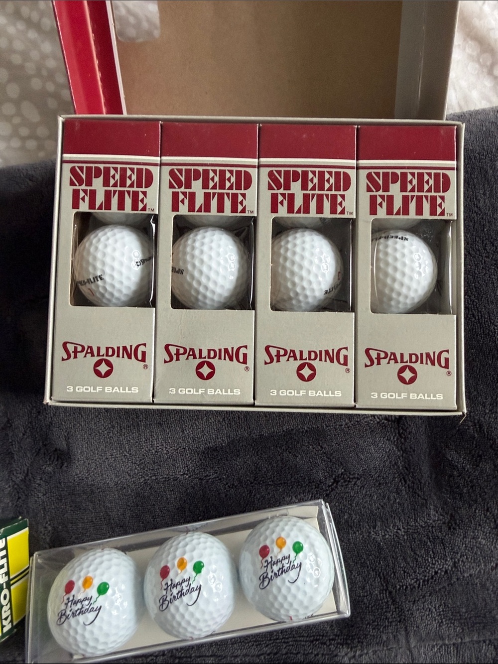 Vintage Spalding and Federals White and yellow Golf Ball Lot w/ birthday set - Picture 7 of 16